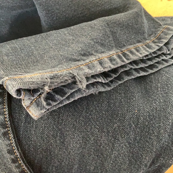 Levi’s Black Denim Distressed Button Fly Jeans (36x32) - Picture 12 of 12